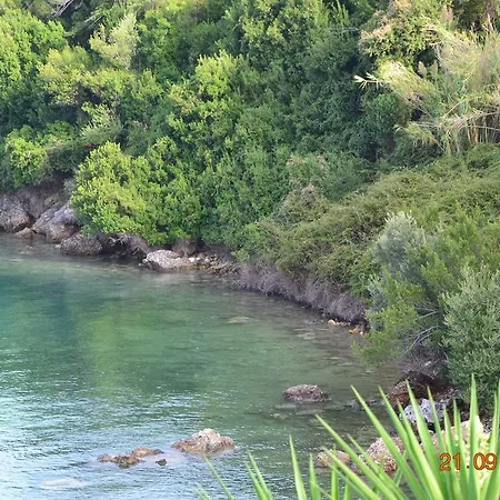 Apartman Karmiris And