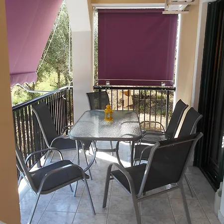Karmiris And Appartement