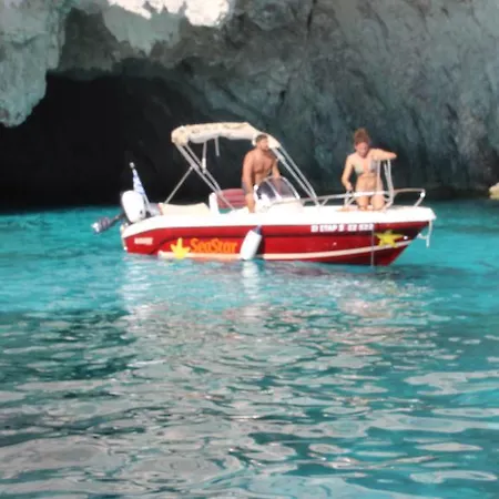 Apartman Karmiris And